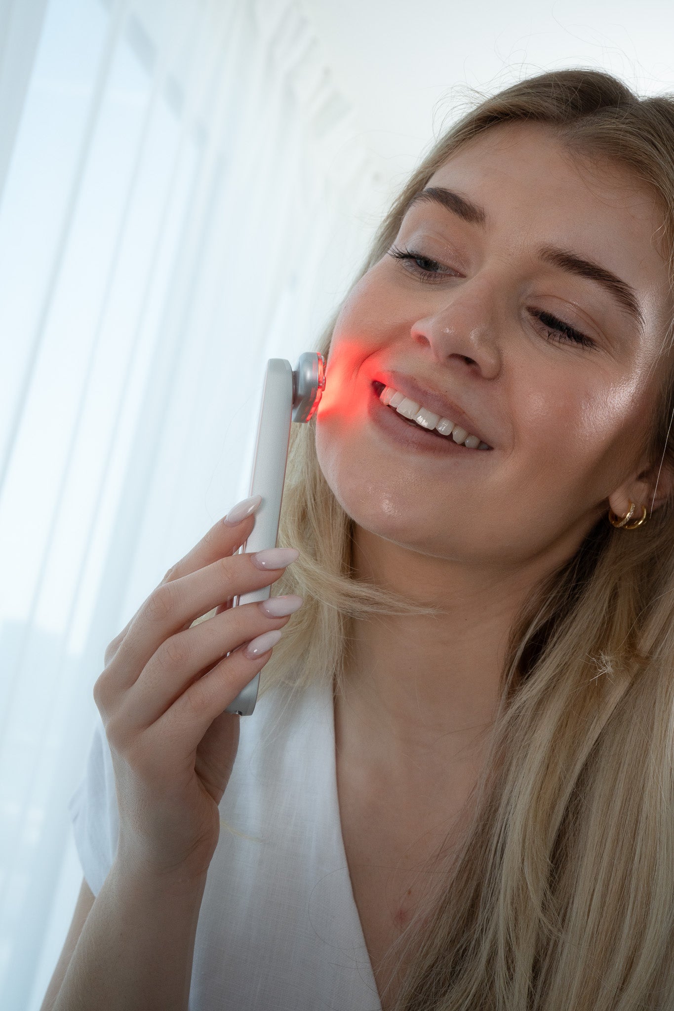 Mieya™ Red Light Therapy Wand